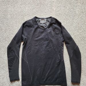 Athleta Black Seemless Long Sleeve Top